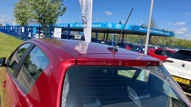 Toyota Yaris 1.5 VVT-i Icon Tech 5dr Petrol Hatchback